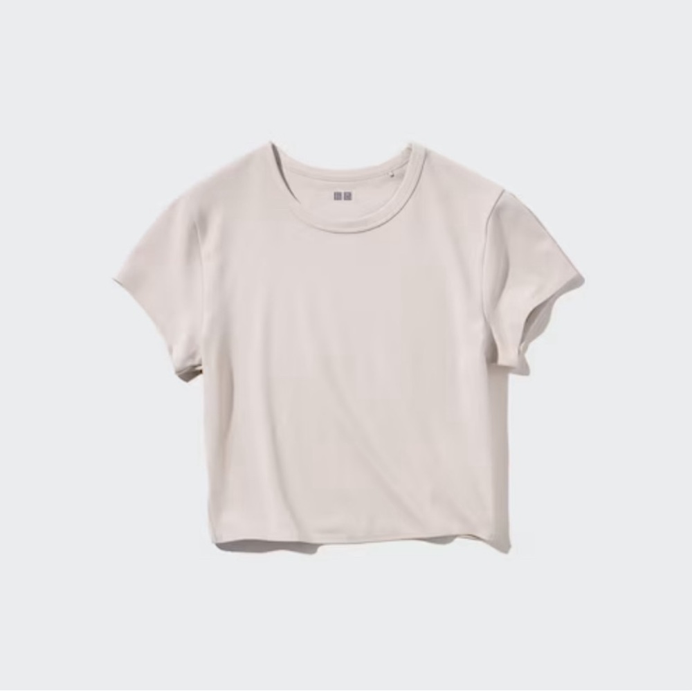 Uniqlo EXTRA STRETCH AIRism CROPPED SHORT SLEEVE T-SHIRT size S